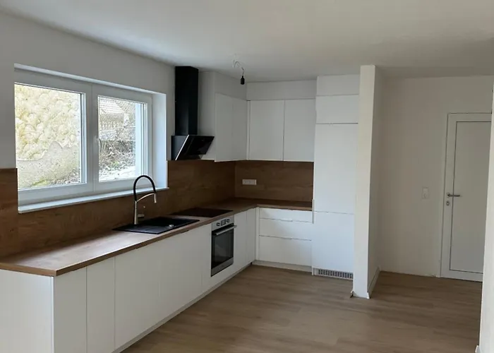 Ail Kuen Apartament *